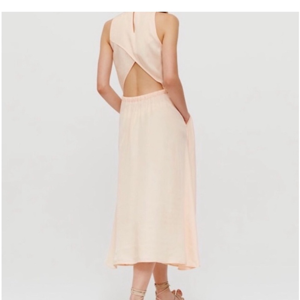 Low and gray-Elegant Peach Sleeveless Jumpsuit - Picture 2 of 5